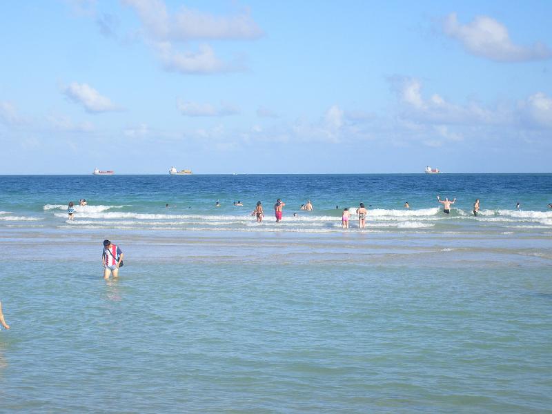 Beach 2008 - 05.jpg
